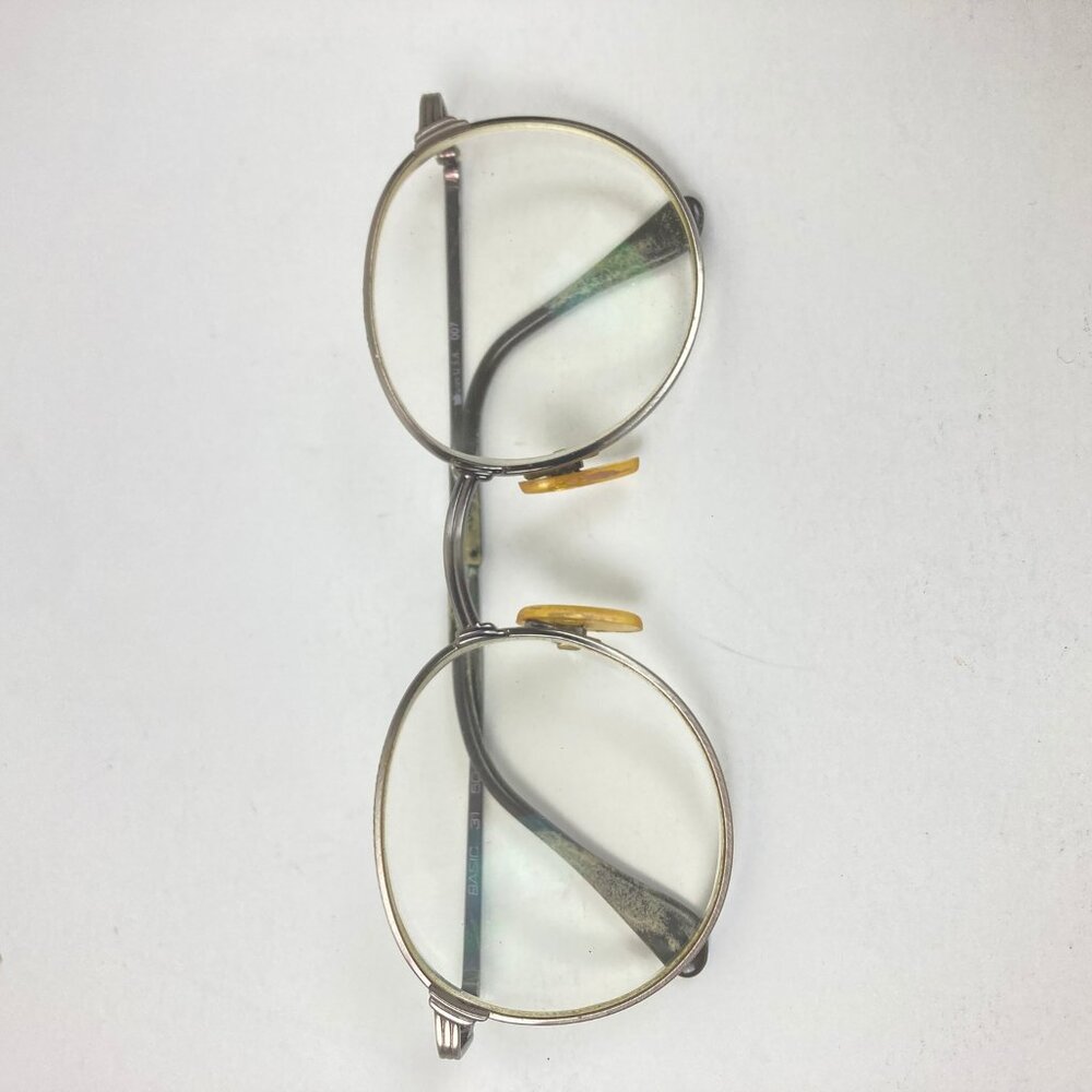 Vintage Women's Swan USA 007 Basic 31 50 18 round eyeglass frames